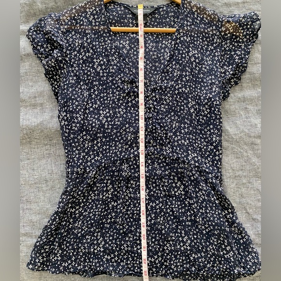 Club Monaco flutter sleeve top - Picture 4 of 7